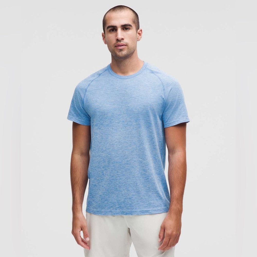 NWT Lululemon Metal Vent Tech Short-Sleeve Shirt Cerulean Blue / Starch Blue M